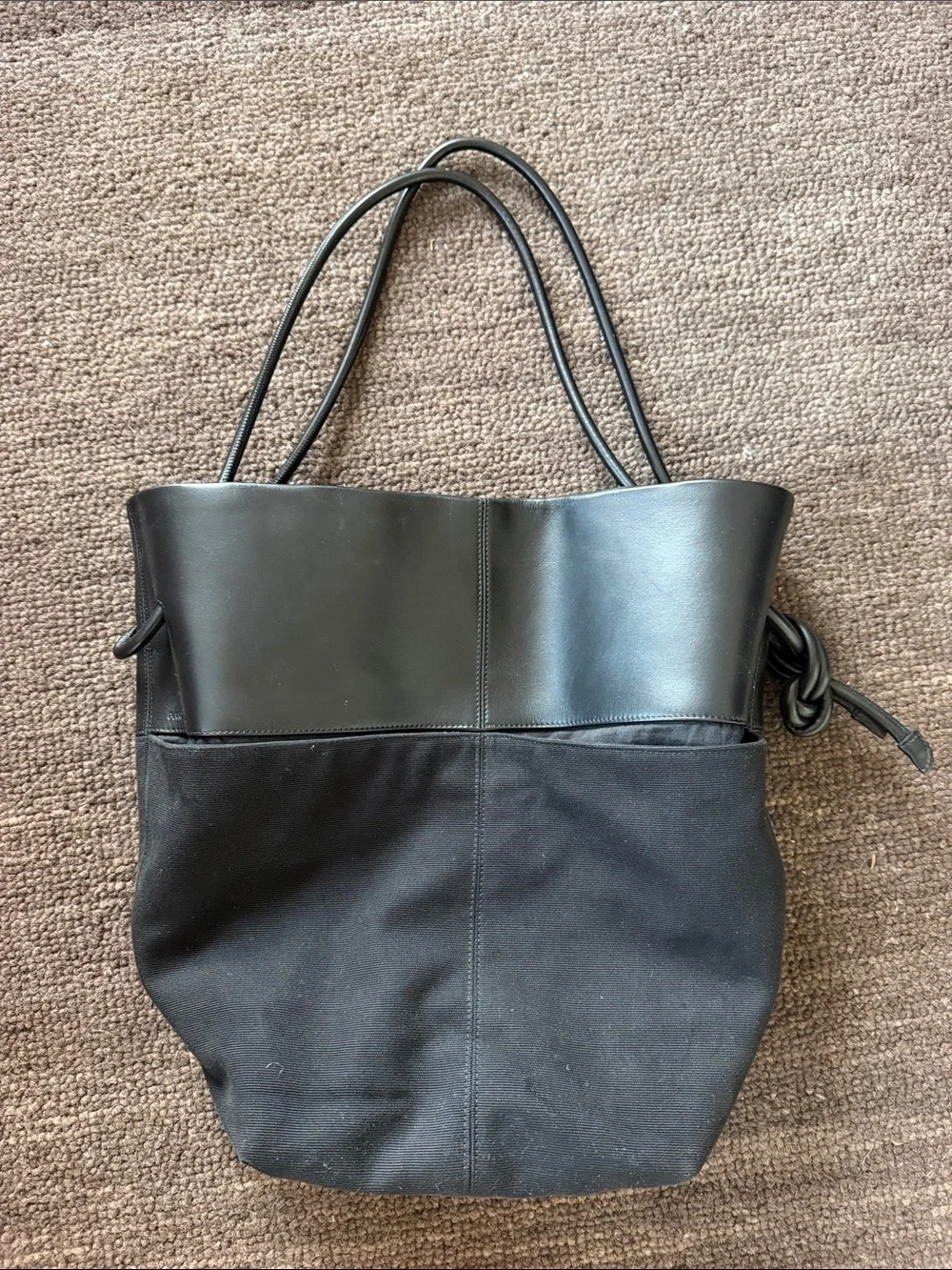 Pari Desai Calla Tote Black Leather / Canvas